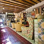艾里莫酒店 埃里切