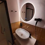 艾里莫酒店 3*