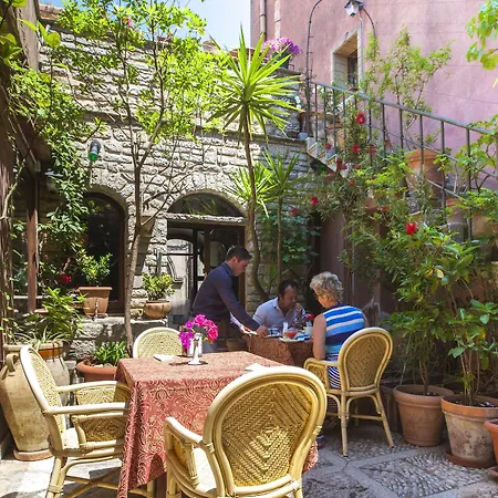Hotel Elimo