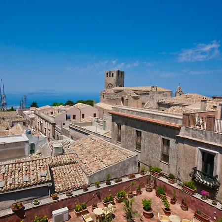 Hotel Elimo 3*