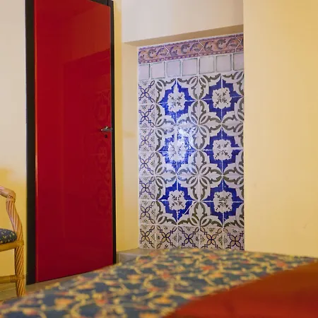 Отель Elimo Эриче