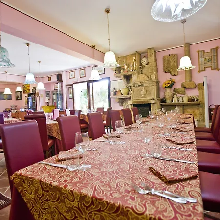 Elimo Hotell 3*