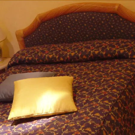 فندق Elimo إريس